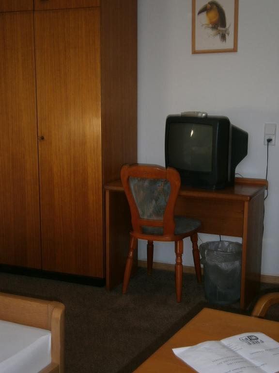 Hotel Strauss Waldbronn Zimmer foto