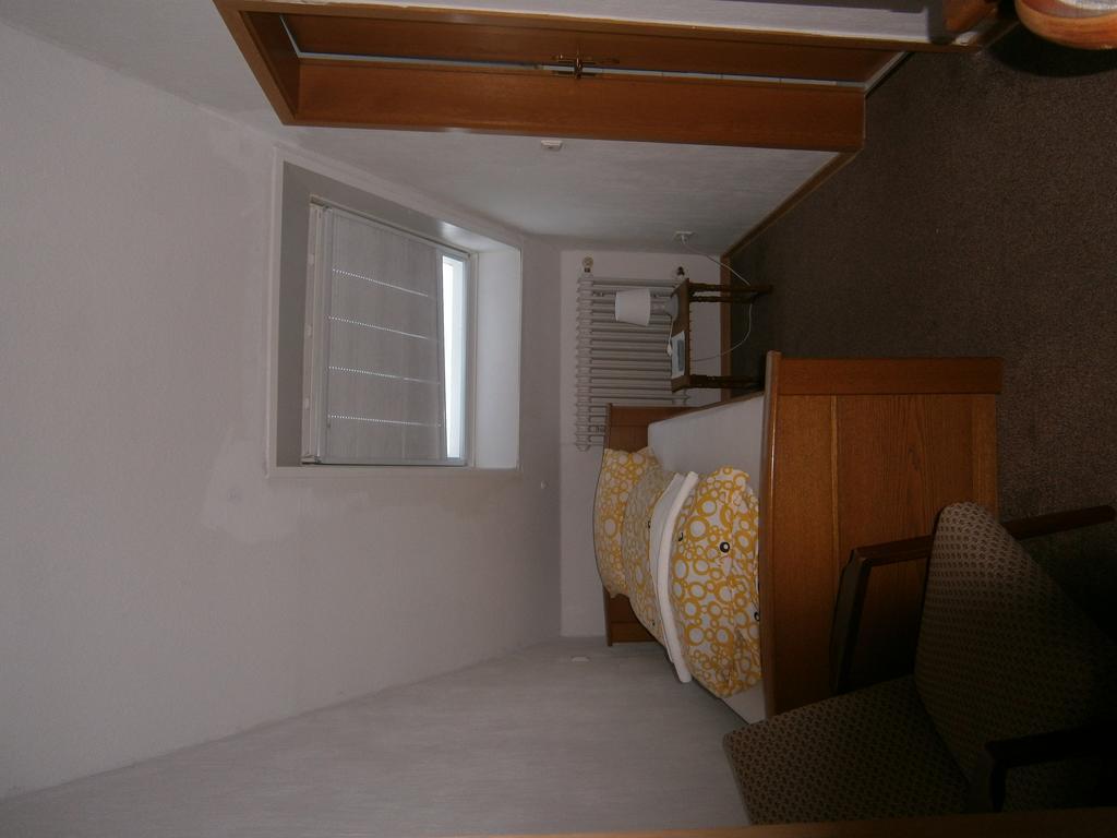 Hotel Strauss Waldbronn Zimmer foto